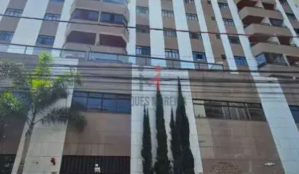 Apartamento de 3 Quartos com Suíte