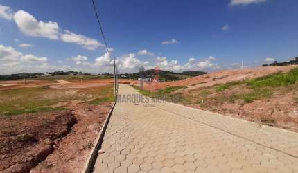 Lote em condomínio