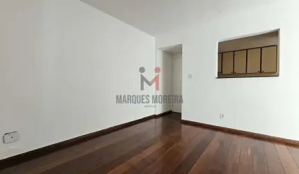 Apartamento 2 Quartos com Suíte e Varanda no Centro de Juiz de Fora – Ed. Diego Velasquez