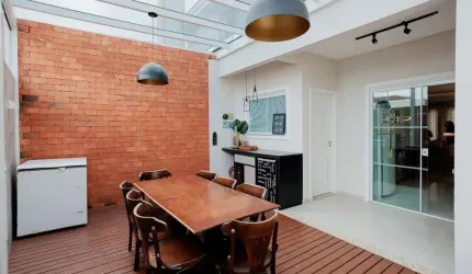 Casa com 3 quartos à venda na Rua Imperatriz, 50, Floresta, Joinville, 156 m2 por R$ 760.000