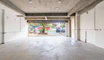 PRÉDIO COMERCIAL PARA LOCAÇÃO EM SP