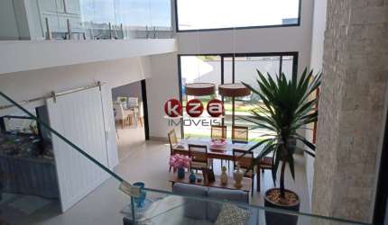 Casa de luxo à venda em condomínio exclusivo de Valinhos-SP: 3 suítes, 2 salas, 4 banheiros, 4 vagas, 240 m².