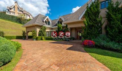 Luxuosa casa de 5 suítes em condomínio fechado - Campos do Jordão-SP - Condomínio Recanto do Sol - 900m² - 4 vagas