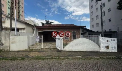 Imperdível casa comercial à venda em Valinhos-SP, Vila Clayton, a poucos metros da Avenida 11 de Agosto, 131m². Oportunidade