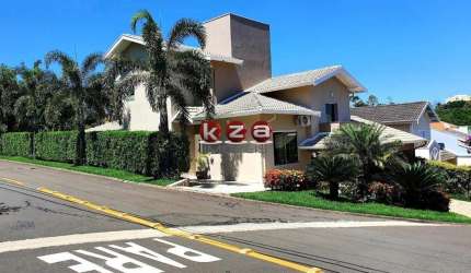 Casa de alto padrão em condomínio exclusivo na Vila D'agostinho - Valinhos-SP: 3 quartos, 1 suíte, 2 salas, 5 banheiros, 4 vagas, 323 m².