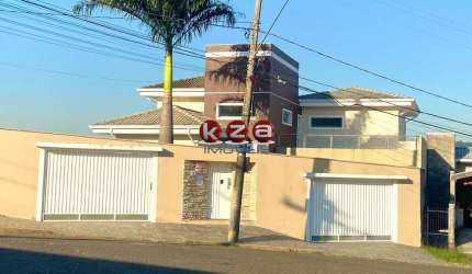 Imóvel à venda em Valinhos-SP: Casa no Jardim São Francisco com 4 quartos, 1 suíte, 2 salas, 3 banheiros e 297m² de área