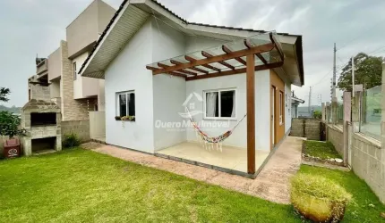 Casa com 3 quartos à venda na Joana Buffon Turella, 835, Nossa Senhora das Graças, Caxias do Sul por R$ 420.000