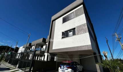 Casa com 2 quartos à venda na Ivonne Lucia Triches dos Reis, 1203, Bela Vista, Caxias do Sul por R$ 570.000