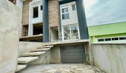 Casa com 3 quartos à venda na Rua Constante Adorino Pola, 832, Colina Sorriso, Caxias do Sul por R$ 850.000