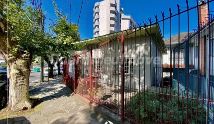 Casa com 3 quartos à venda na Rua General Sampaio, 92, Rio Branco, Caxias do Sul por R$ 600.000