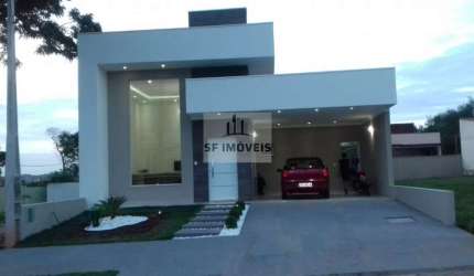 Ótima casa de 2suítes, à venda no Condomínio Campos do Conde