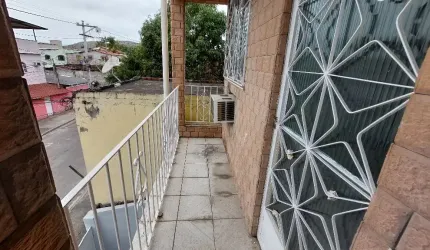 Linda Casa à Venda 02 quartos no Coelho São Gonçalo/RJ.