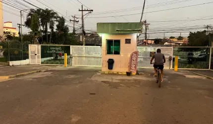 Apartamento 02 quartos à venda Colubandê São Gonçalo/RJ.