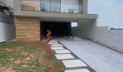 CASA EM CONDOMÍNIO Á VENDA COM 04 SUÍTES-REAL PARK -ARUJÁ