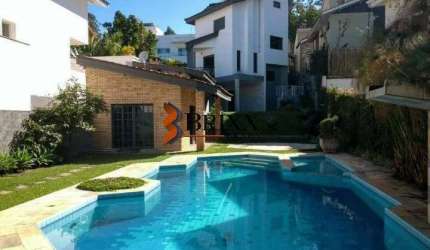 CASA EM CONDOMÍNIO COM 03 QUARTOS PARA LOCAÇÃO -ARUJÁ 5-ARUJÁ