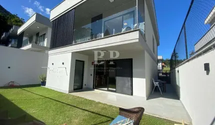 Casa em Condomínio para Venda em Teresópolis, Carlos Guinle, 4 dormitórios, 1 suíte, 3 banheiros, 2 vagas