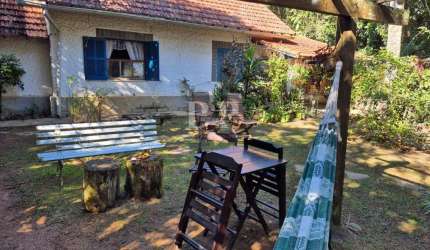 Casa para Venda em Teresópolis, Fazenda Suíça, 3 dormitórios, 1 suíte, 3 banheiros, 3 vagas