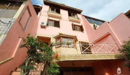Casa para Venda - 212.52m², 3 dormitórios, sendo 1 suites, 2 vagas - Imperial Parque