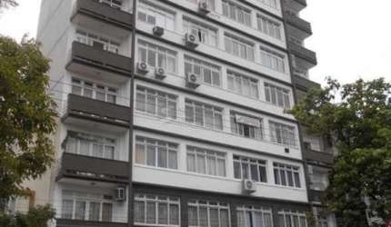 Otimo apartamento 3 dormitórios com suite em Frente Faculdades e Hospital de Clinas