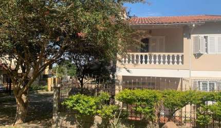 Casa para Venda - 220m², 3 dormitórios, sendo 2 suites, Ipanema