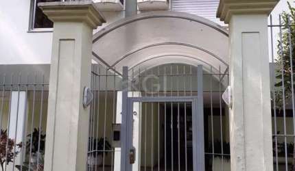 Apartamento no bairro Auxiliadora - 4 dormitórios