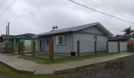 Casa 2 dormitórios, Arroio Teixeira