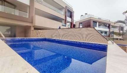 Cobertura para Venda - 346.66m², 3 dormitórios, sendo 3 suites, 4 vagas - Vila Assunção