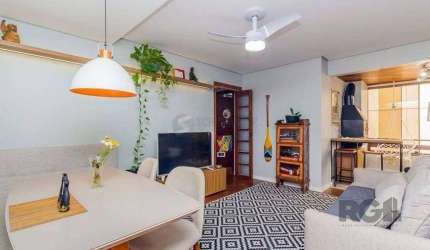 Apartamento 67m² - 2 dormitórios, 1 vaga no bairro Cidade Baixa