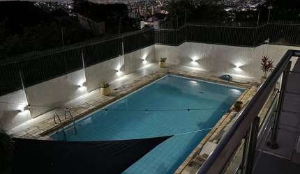 Casa 3 dormitórios em Teresópolis