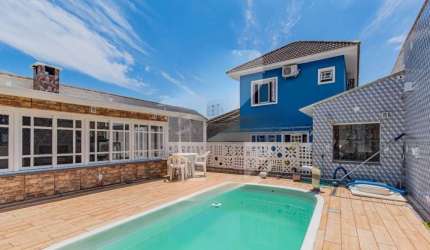 Casa em Vila Carlos Antônio Wilkens
