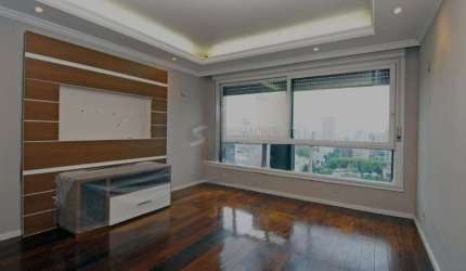 Excelente apartamento no Bairro Moinhos de Vento