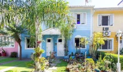 Casa em Condomínio com 3 dormitórios com 76m