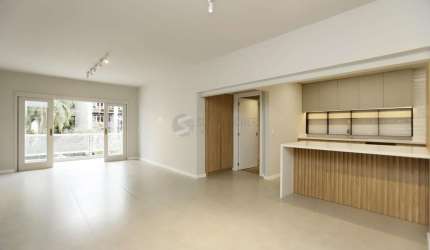 Apartamento 03 dormitórios revitalizado no Moinhos de Vento em Porto Alegre.
