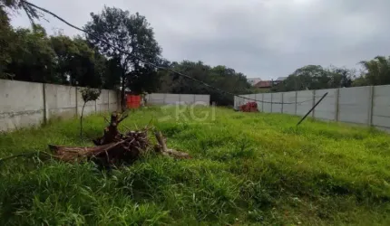 Terreno no bairro Guarujá em Porto Alegre
