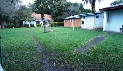 Sítio para Venda - 600m², 3 dormitórios, 70 vagas - Chapéu do Sol