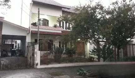 Casa em Jardim Itu