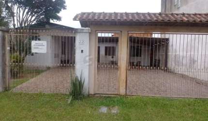 Casa no Bairro Ponta Grossa com terreno medindo 10x30.
