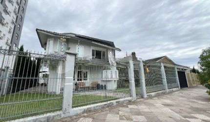 Casa em Jardim Itu