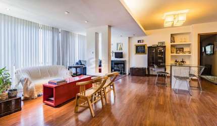 Apartamento à venda no bairro Rio Branco em Porto Alegre/RS