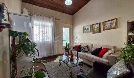 Casa 2 dormitórios na Glória