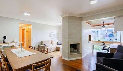 Vende-se apartamento com 2 quartos( 1 suíte), 96m², sacada e 2 vagas - Mont Serrat