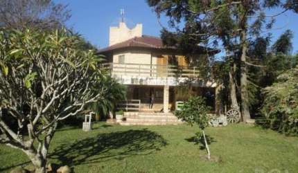 Sítio para Venda - 680m², 3 dormitórios, sendo 1 suites, 6 vagas - Lomba Do Pinheiro