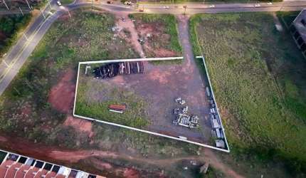 Terreno Residencial em Distrito Industrial