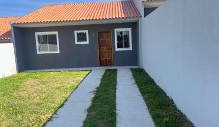 Casa á venda em colombo (campo Pequeno)