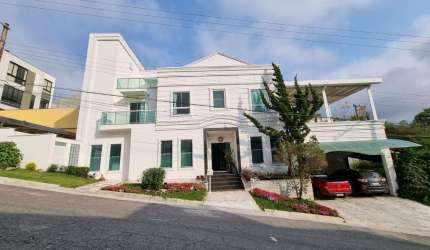Casa em condomínio fechado com 5 quartos à venda no Aruã, Mogi das Cruzes , 600 m2 por R$ 1.800.000