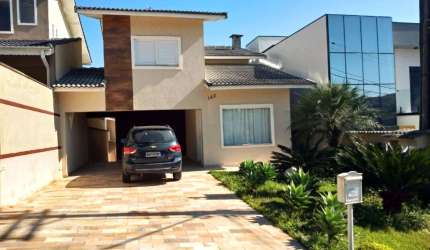 Casa em condomínio fechado com 4 quartos para alugar no Aruã, Mogi das Cruzes , 280 m2 por R$ 7.500