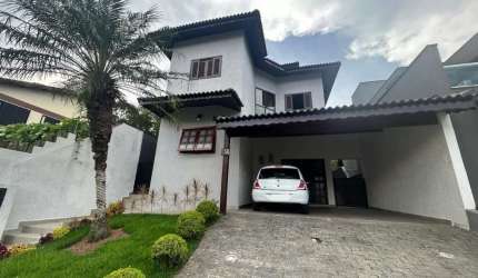 Casa com 3 quartos à venda no Aruã, Mogi das Cruzes  por R$ 1.550.000