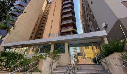 Apartamento com 3 quartos  à venda, 196.00 m2 por R$890000.00  - Centro - Londrina/PR