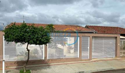 Casa Residencial com 3 quartos  à venda, 170.00 m2 por R$850000.00  - Aragarca - Londrina/PR
