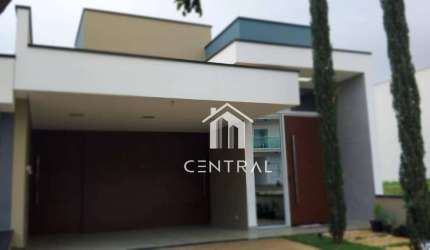 Linda casa em condomínio fechado